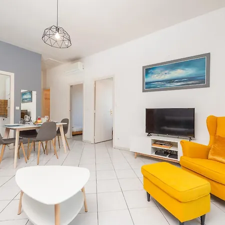 Apartment Beautiful & Large Sea View *