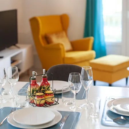 Apartment Beautiful & Large Sea View